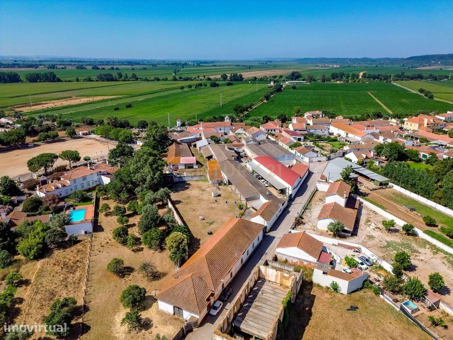 Armazém na Golegã - Pombalinho