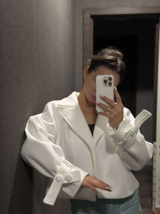 Коротке пальто піджак