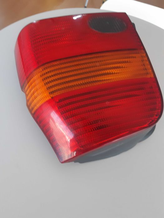 Farolim Seat Arosa