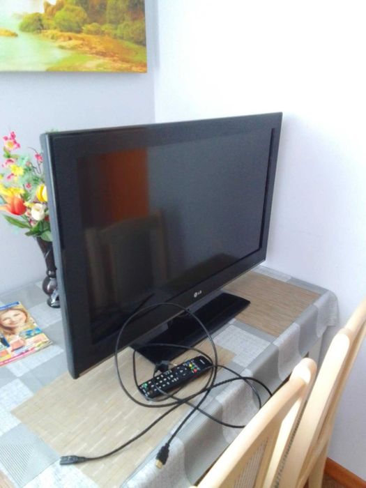 TV LG 32 cale - używany, stan dobry