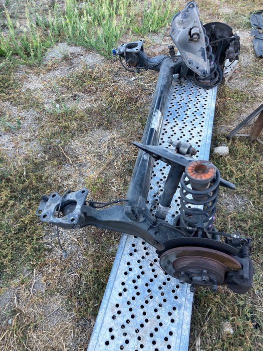 Peças Peugeot Partner 1.6 HDI - 2015