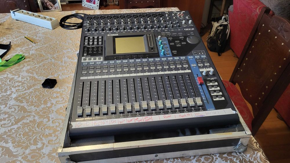 Mesa de Mistura Digital Yamaha 01v96 VCM