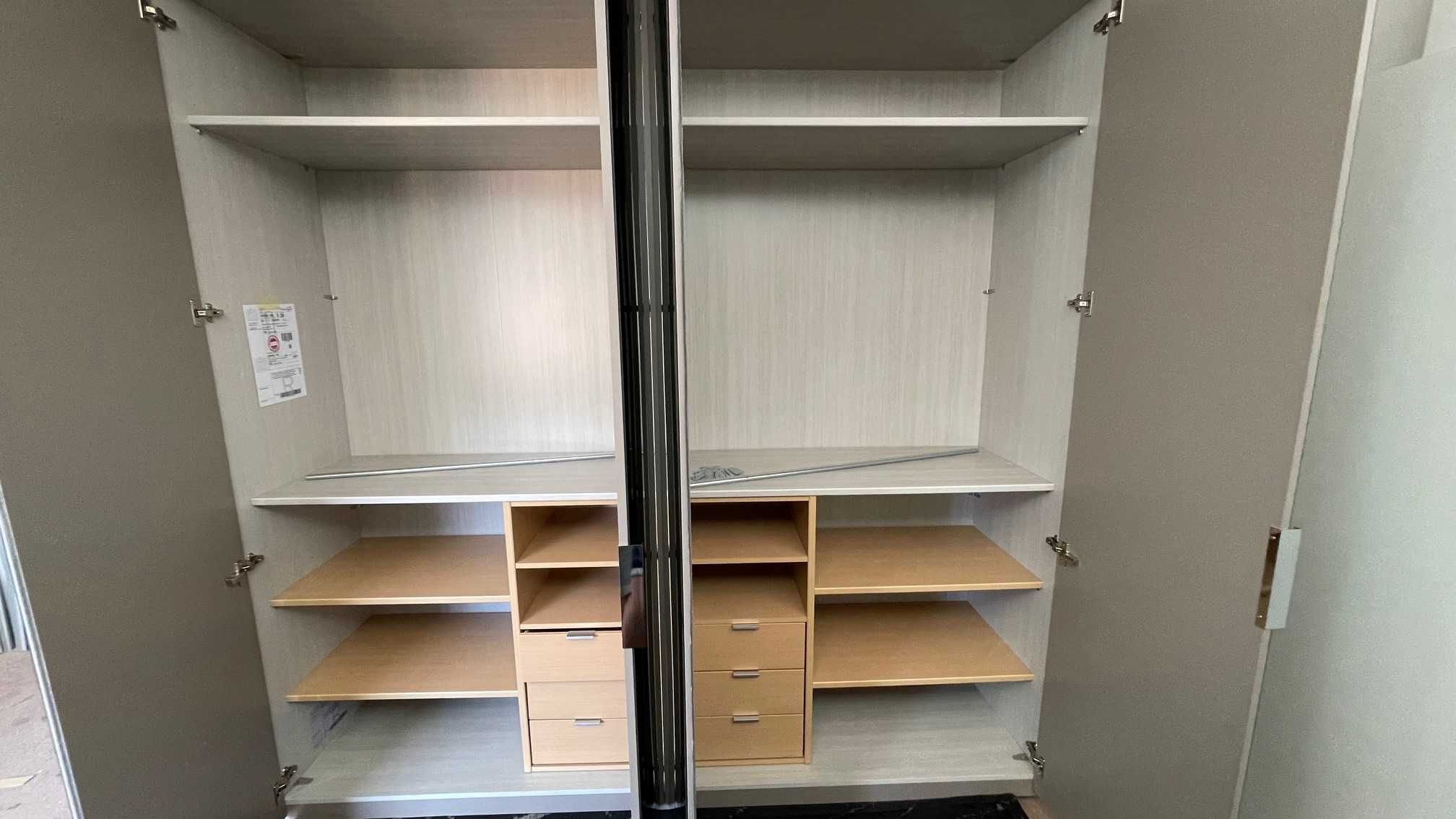 Szafa KLER Shanghai Wiemann lustrzana 240/60/h235 cm