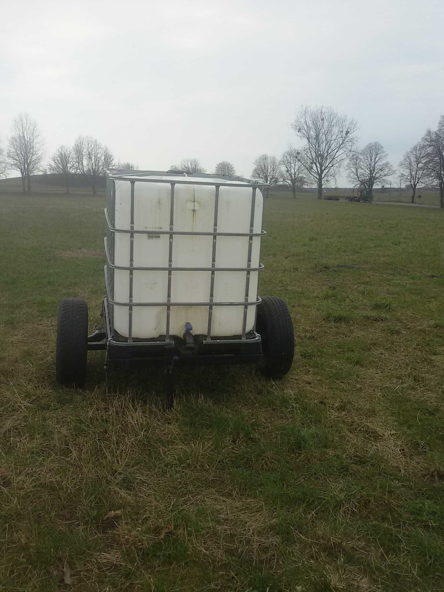 zbiornik 1000l mauzer paletopojemnik mobilny na przyczepce