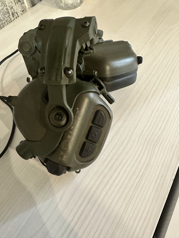 Навшники Earmor з кріпленнями чебурашки