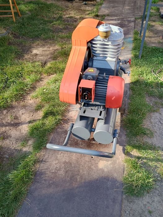 Продам компрессор со7б.