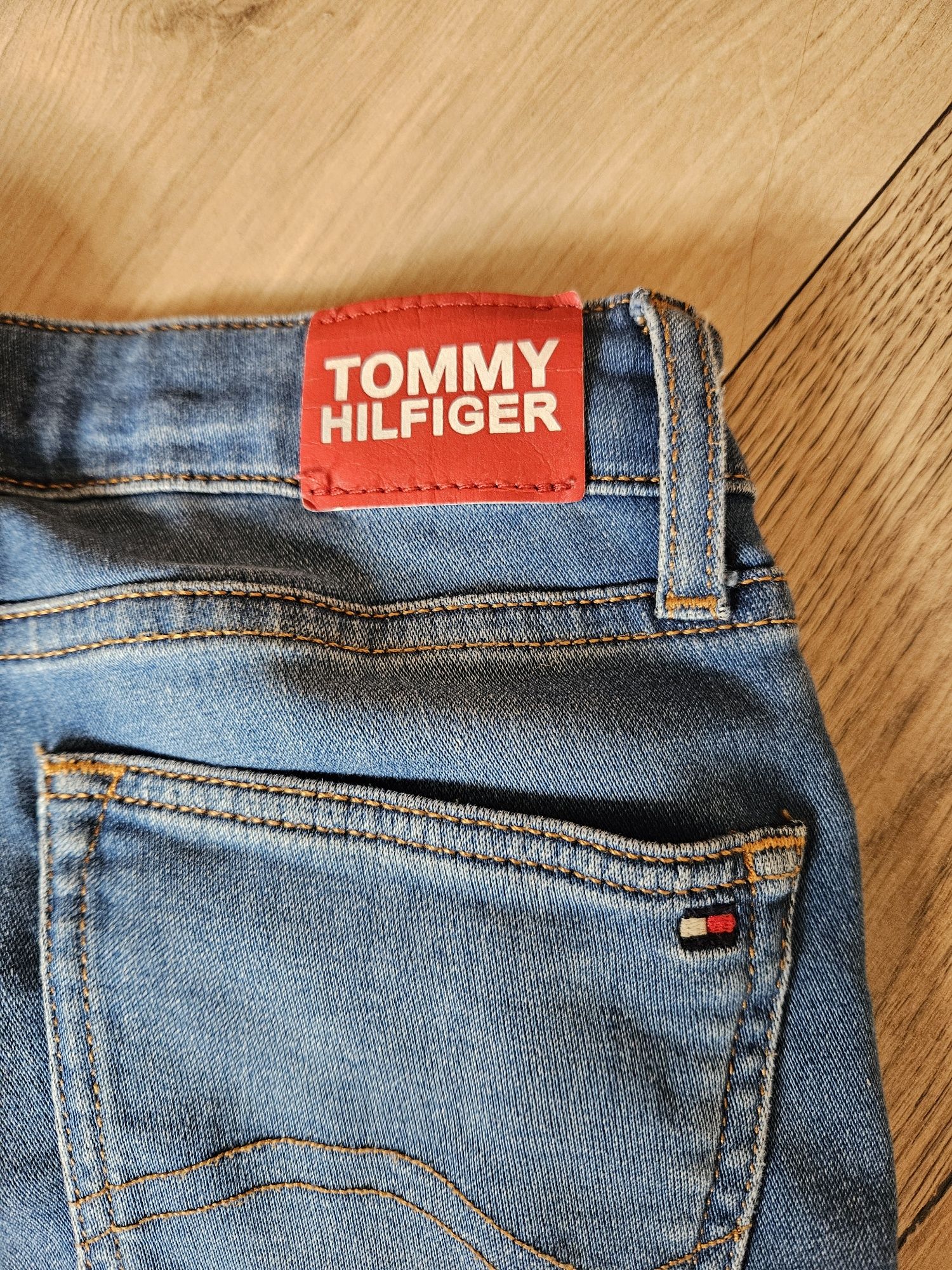 Jeansy Tommy hilfiger rozmiar xxs lub 152