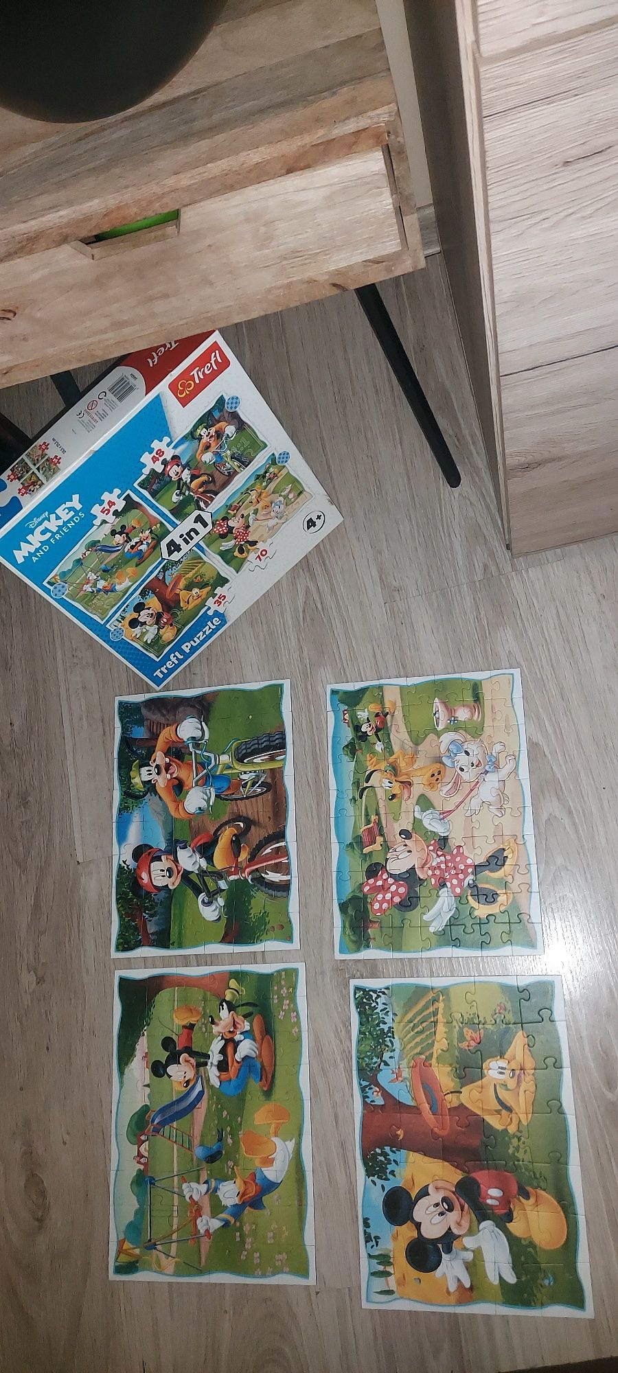 Puzzle Mickey end Friends 4+