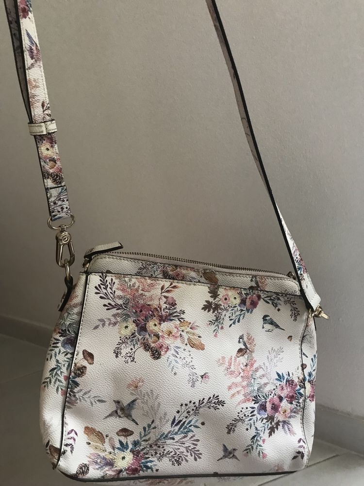 Conjunto Mala Tiracolo + Carteira Marca PARFOIS
