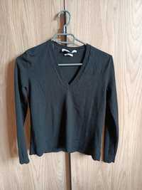 Czarny sweter wełniany Zara