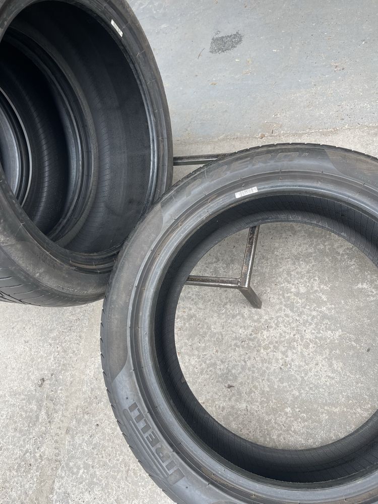 Шини літні R19 245 45 Pirelli p zero склад Осокорки