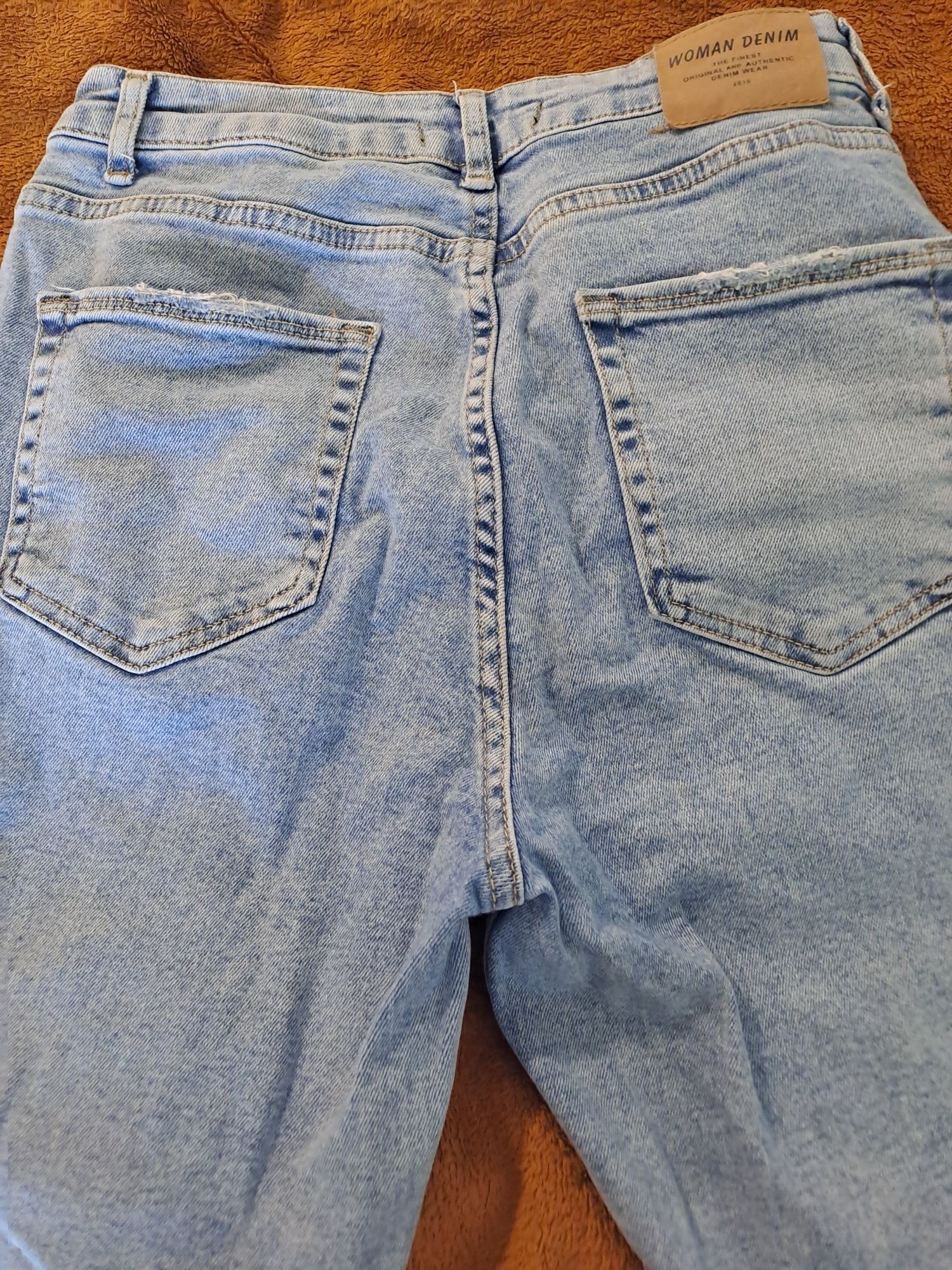 Продам джинси нові на 11-12 років/34 р.