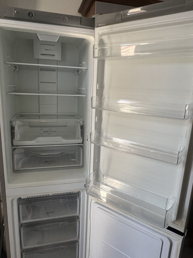 Frigorífico Indesit GRÁTIS