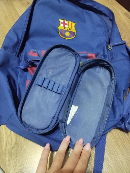 Plecak + piórnik dla maniaka FCB