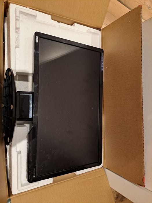 Monitor benq et0030-b 21"