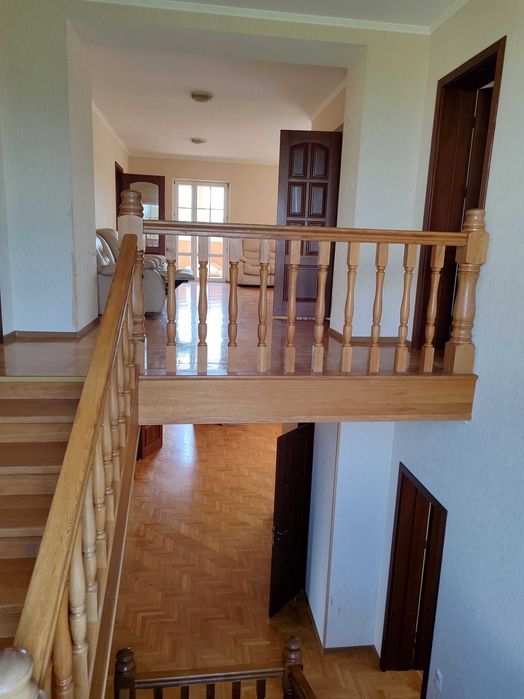 Без % оренда просторого будинку в с. Іванковичі, 360 м.кв.