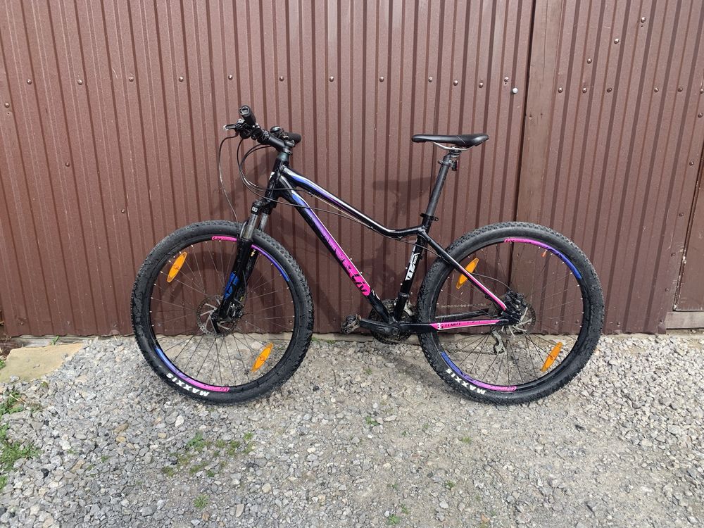 Rower gorski MTB liv giant tempt