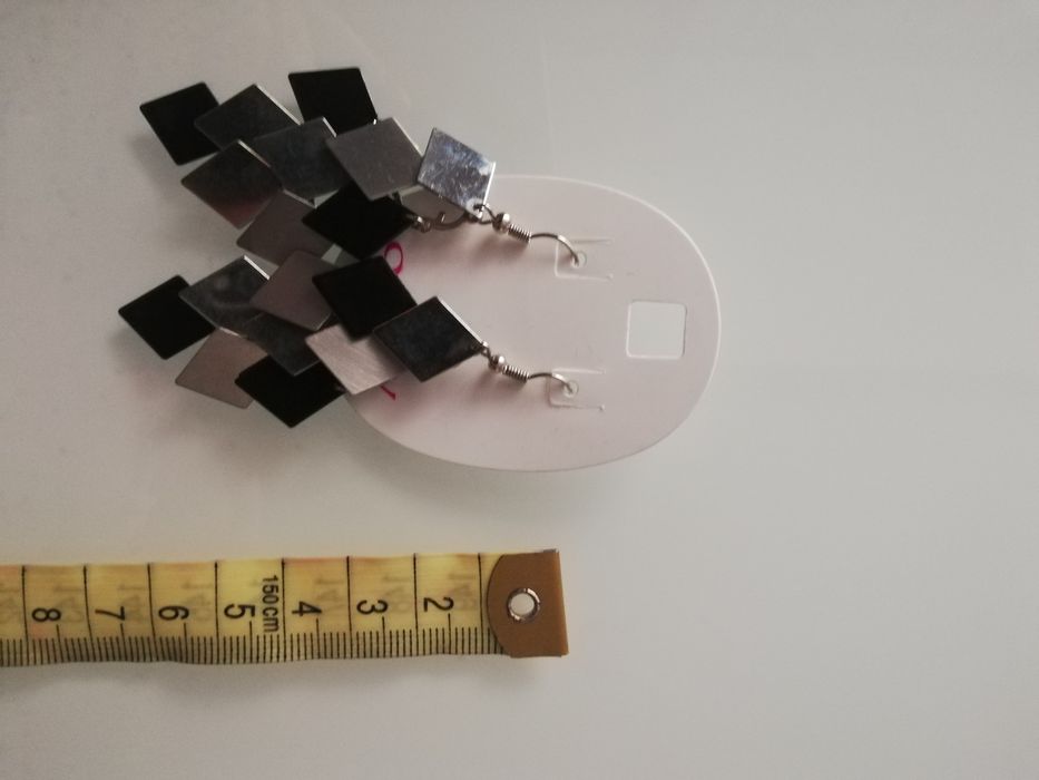 Kolczyki srebrno czarne zwisające ORSAY