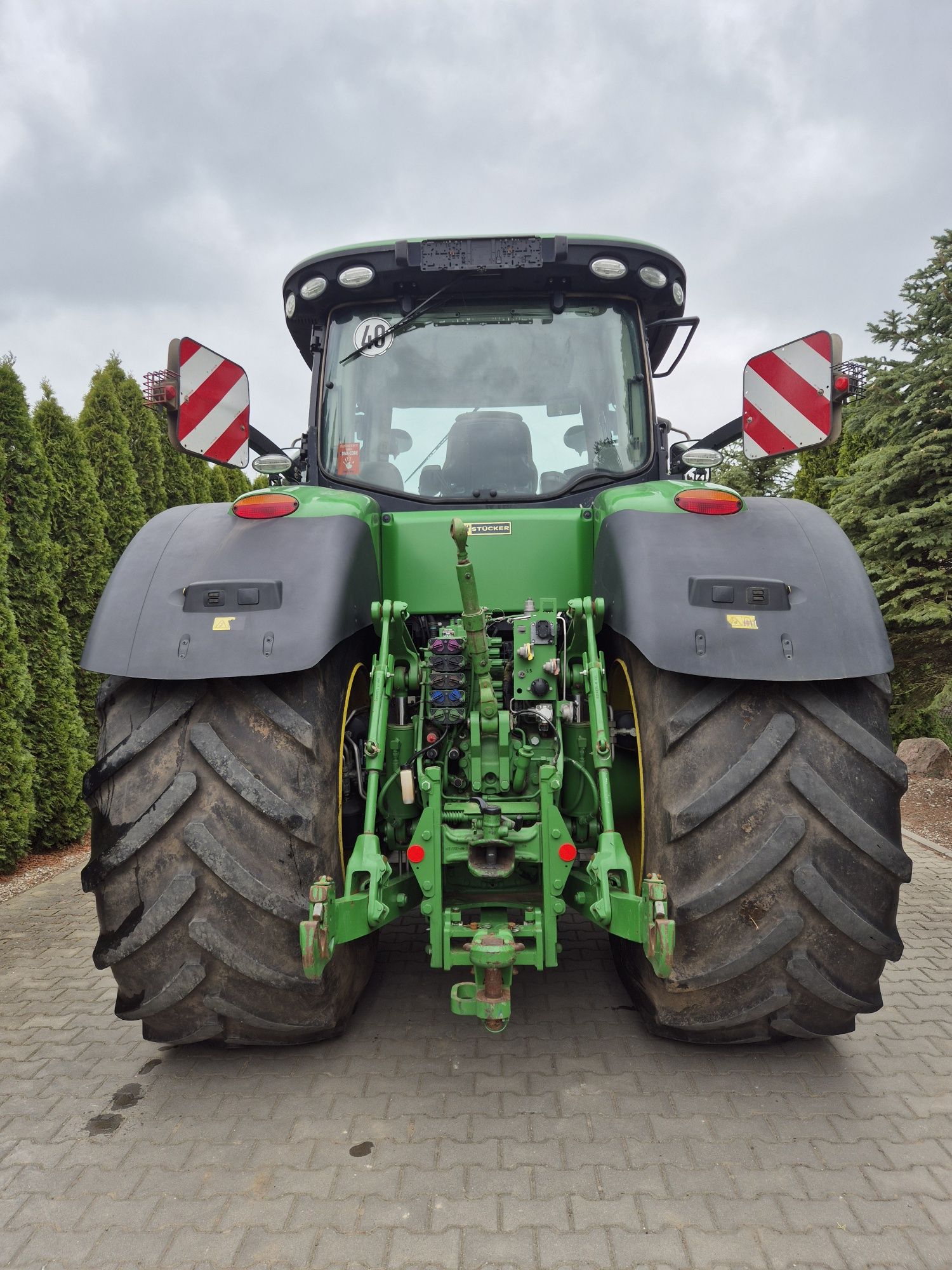 John Deere 8370R E23 LED Navi