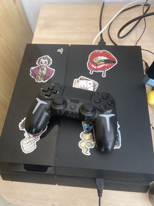 VENDO PLAYSTATION 4 em bom estado