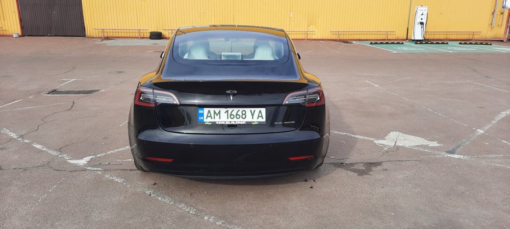 Терміново Продам автомобіль Тесла/Tesla 3, 2018 р