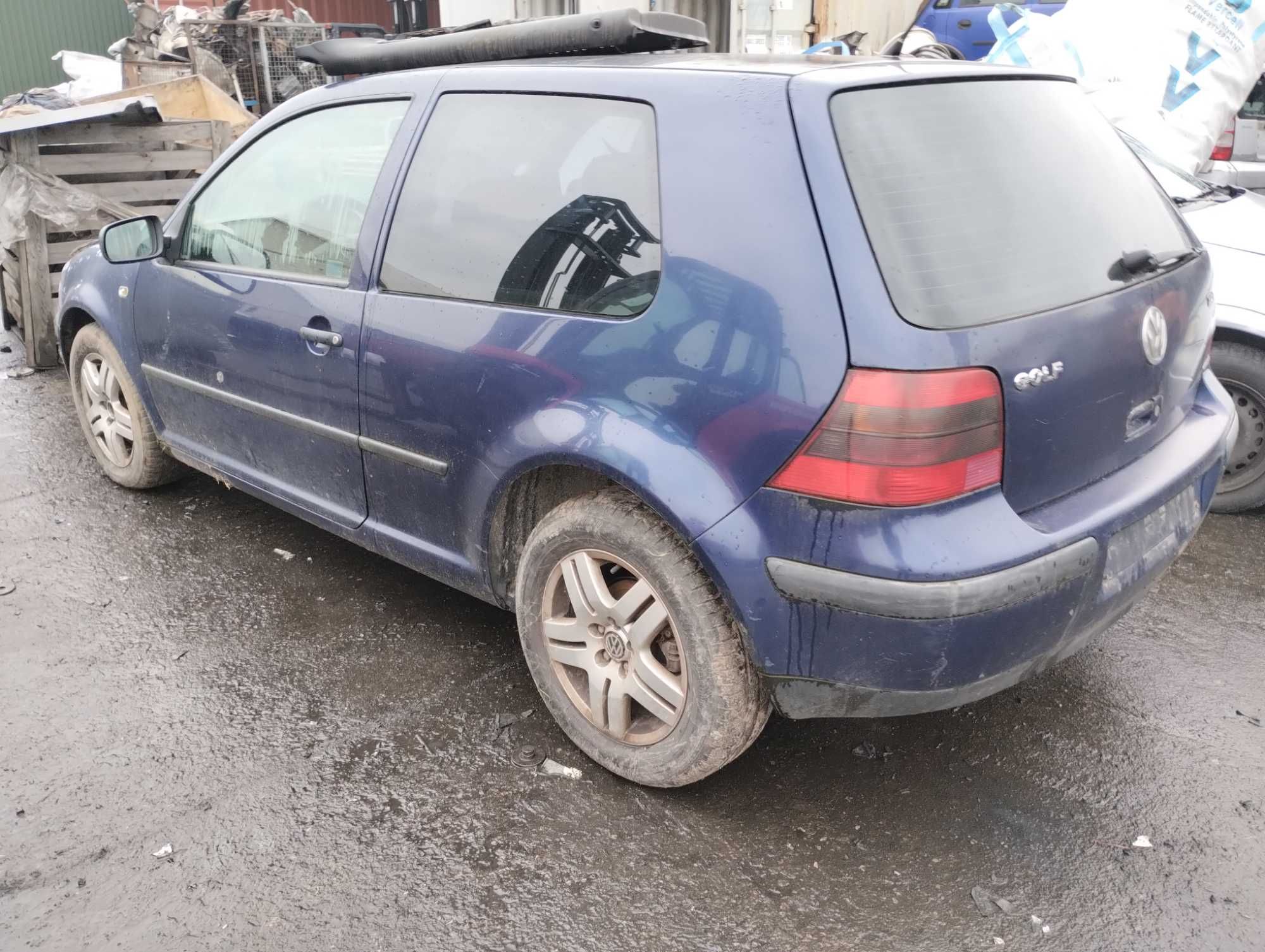 VW Golf IV 1.9 TDI 02r 3D Wszystkie Części Zderzak Lampa Belka Klapa