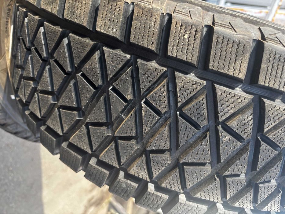 265-60-R18 BRIDGESTONE BLIZZAK 4штуки зимней резины GERMANY 2022