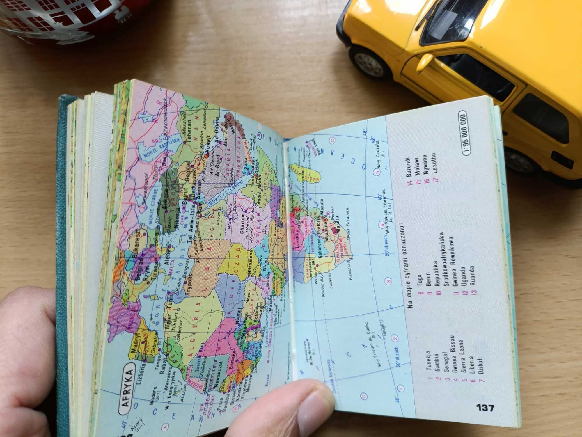 Geograficzny mini atlas świata - PRL