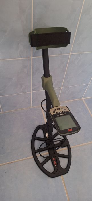Detetor de metais MINELAB X- Terra Pro