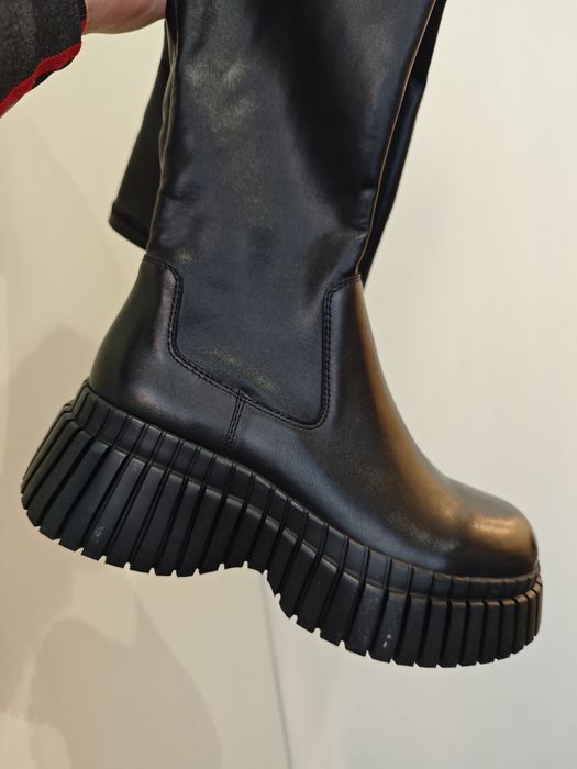 Ботфорти жіночі Mirator шкіра р.38 Нові!