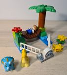 Klocki LEGO Jurassic World - mini ZOO 10879