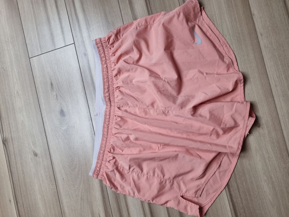 Spodenki nike krótkie sportowe