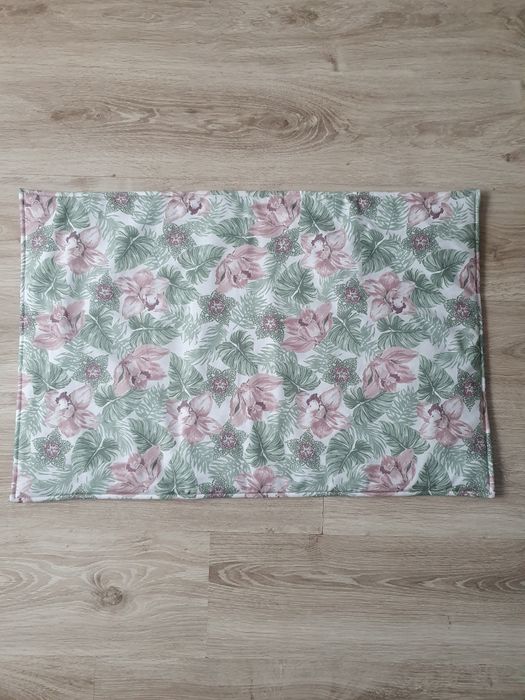 Mata wodoodporna do klatki w kwiaty 50x75 (klatka Perfect/Villa)