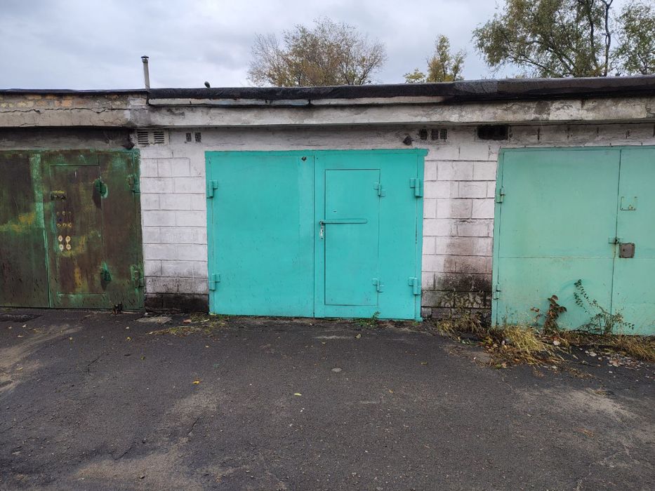 Продам гараж Камʼянське