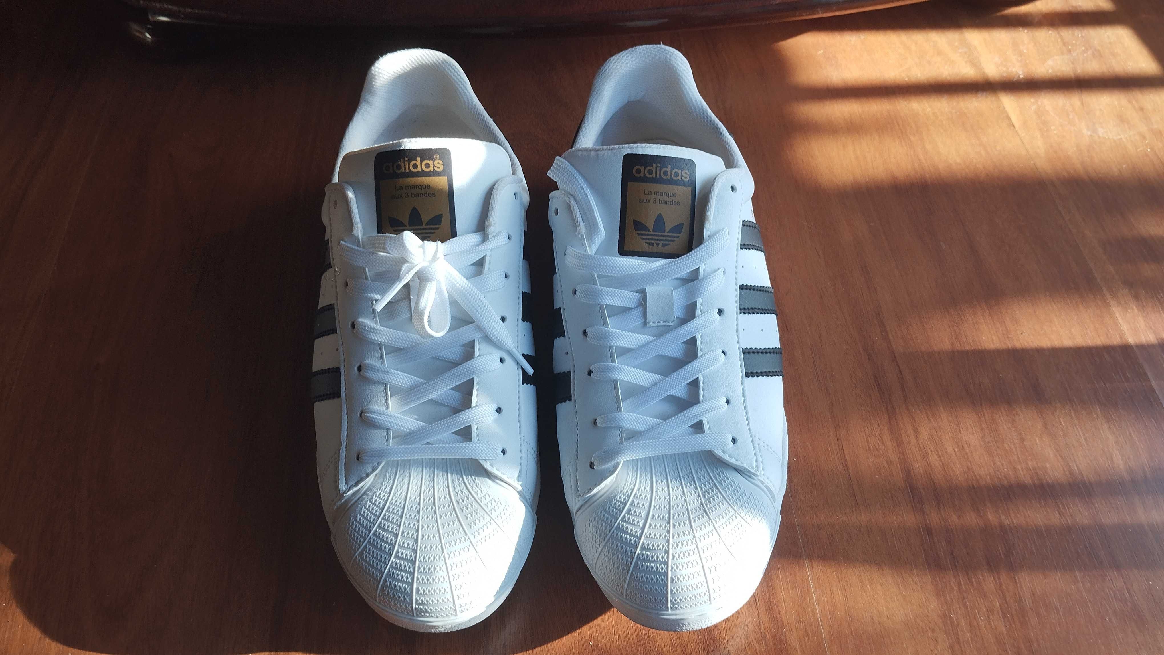 Adidas Superstar