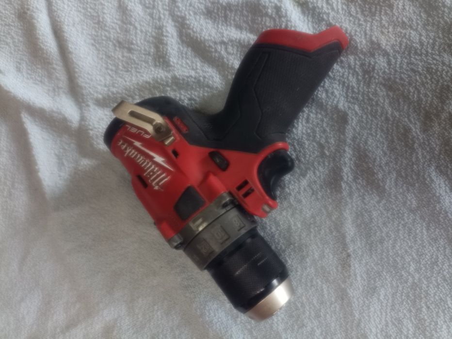 Wkrętarka milwaukee fpd 12v m12 body. Wiertarki wkrętarka z udarem