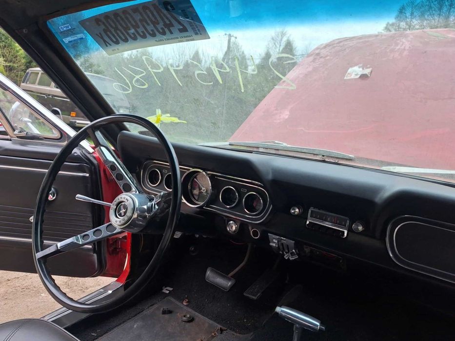 Ford Mustang 3.3 coupe 1966 r. klasyk do renowacji.