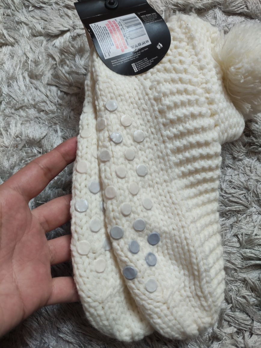 Kapcie skarpetki zimowe pompon F&F Nowe M/L 38/39