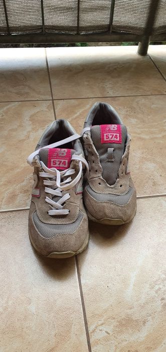 Buty damskie  New Balance 574 rozmiar 37,5 wkładka 24cm