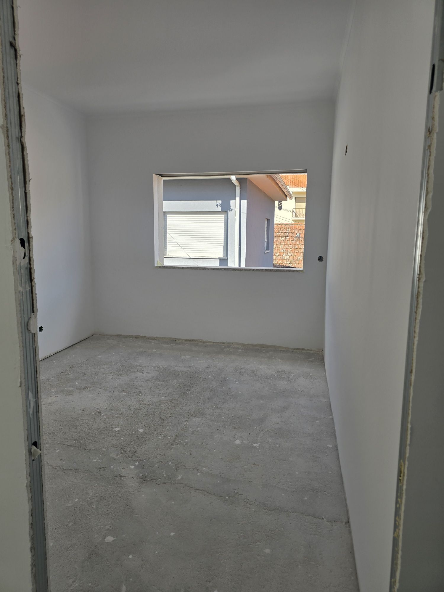 Vende-se Andar Moradia