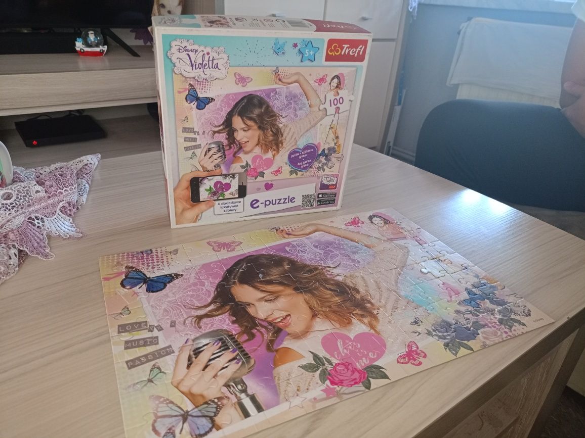 Puzzle Violetta 100 sztuk