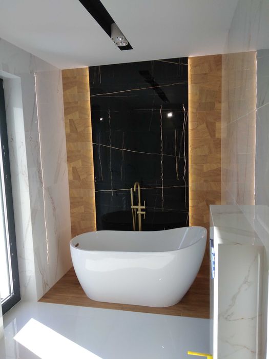 Usługi remontowo- budowlane.