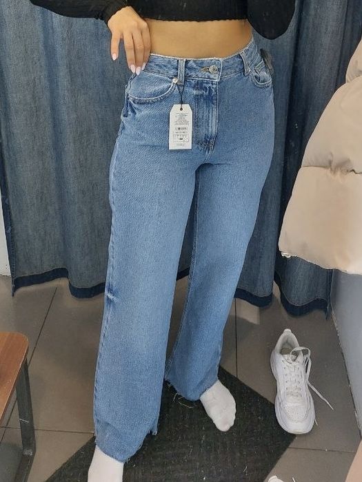 Джинсы с высокой посадкой