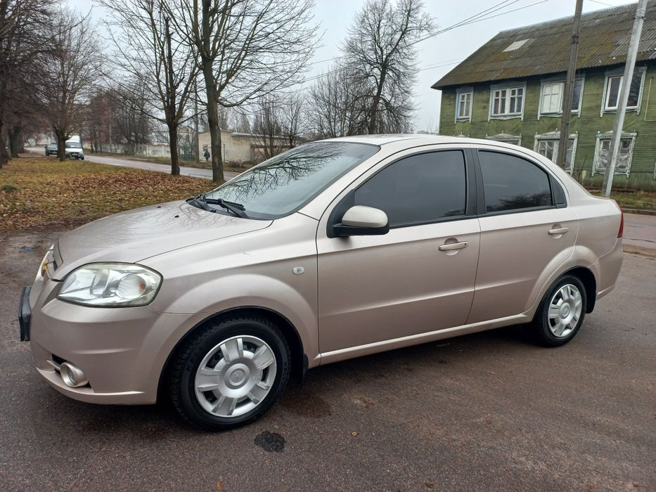 Шевролет Авео т 250 в идиале 1.6!