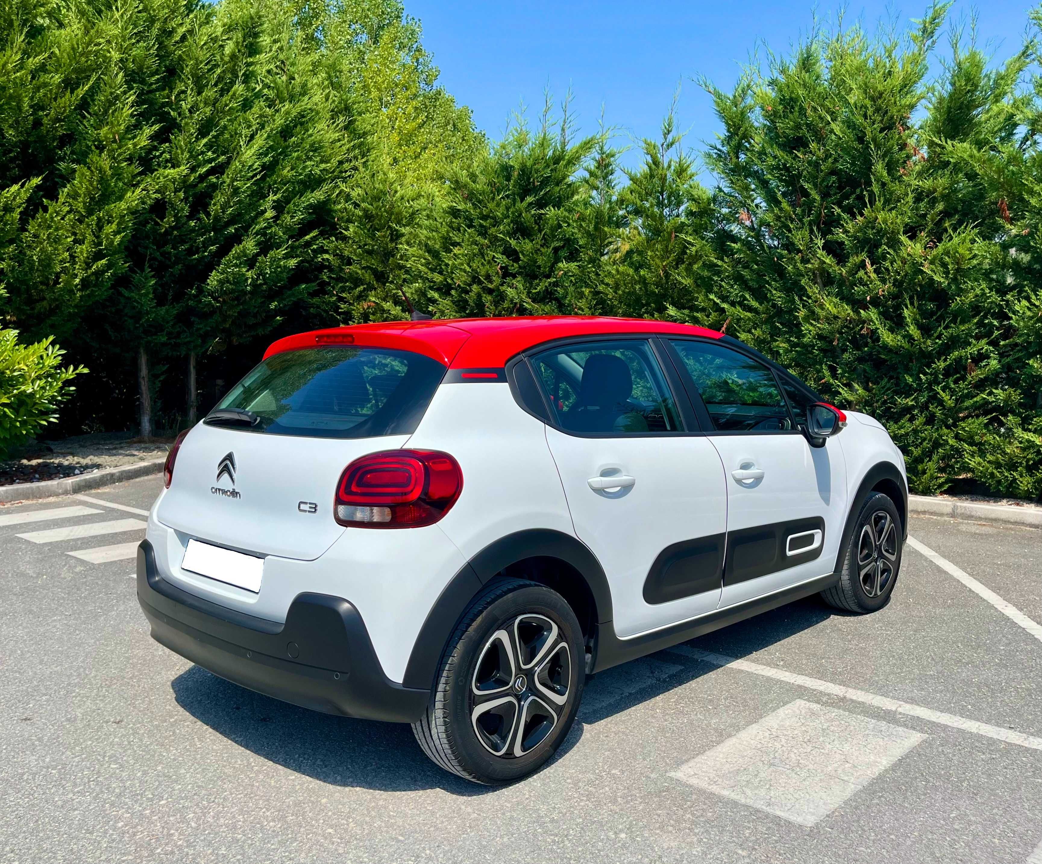 Citroen C3 1.2 PureTech Viatura Semi-Nova 15.000Km