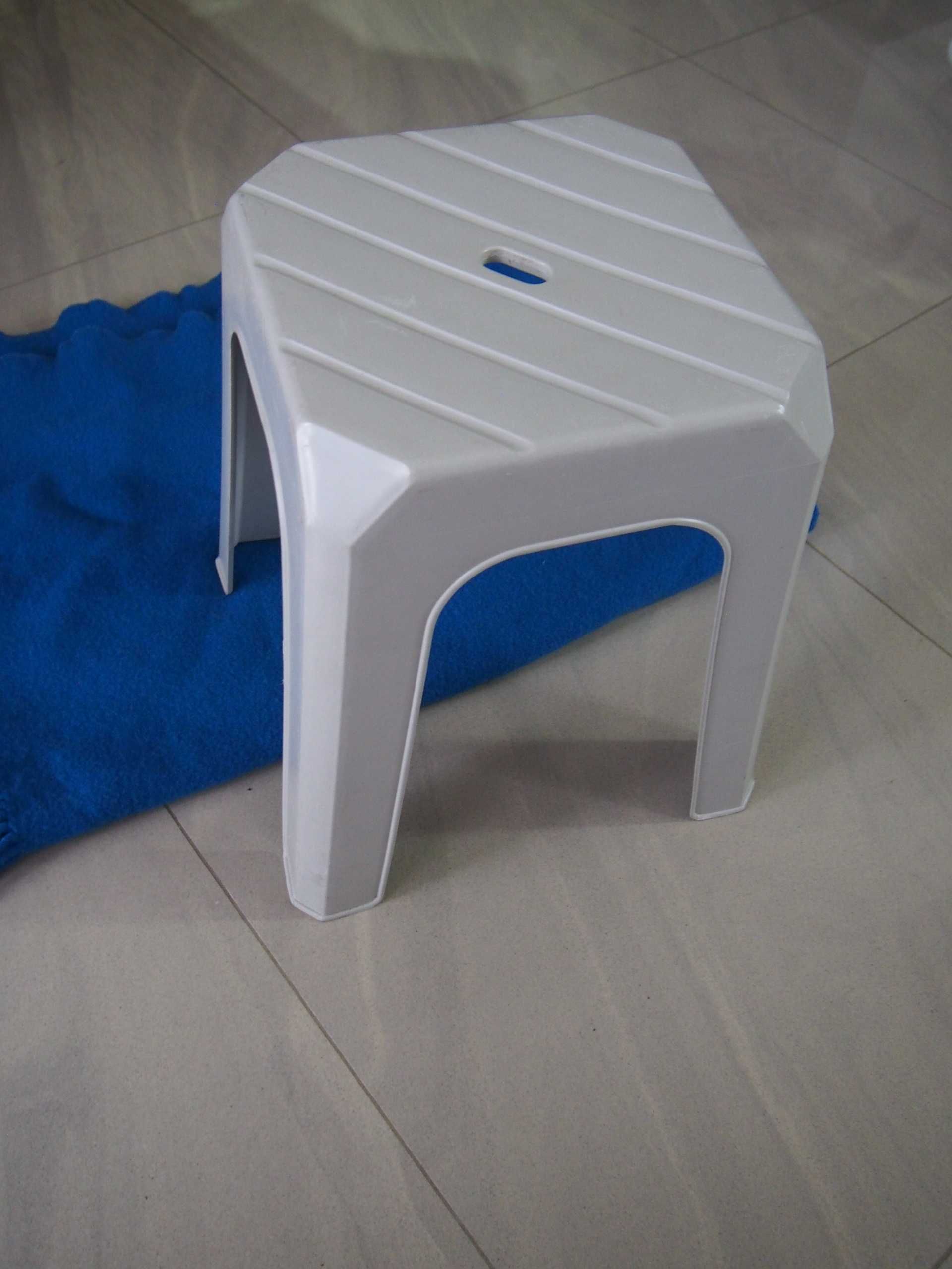 Krzesło taboret pd prysznic