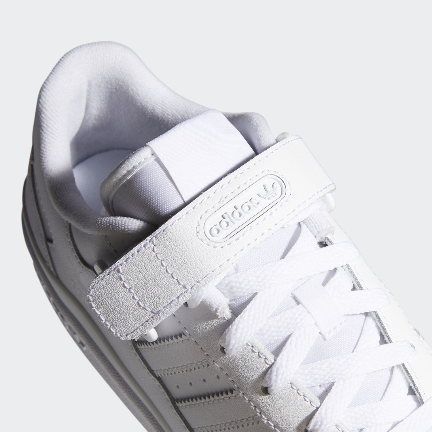 Kicksy Adidas Originals Forum Low Triple White EUR 38 2/3 CM 24