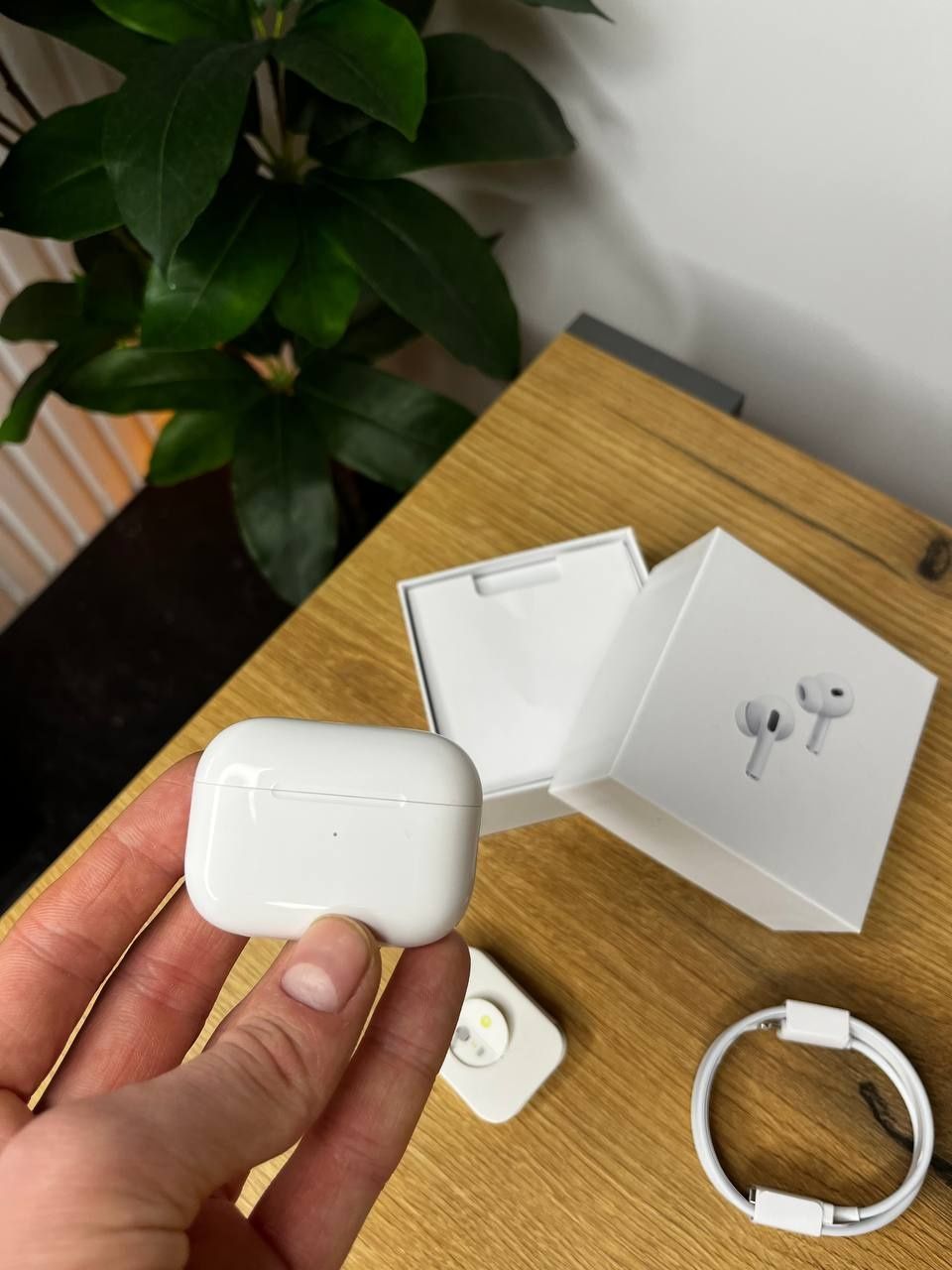 Навушники AIRPODS PRO 2 

У наявності зʼявились легендарні навушники