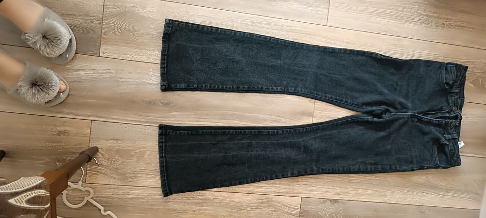 Джинси кльош м джинси