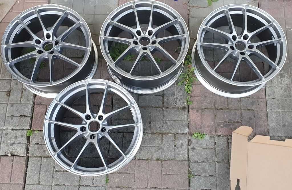 Felgi OZ Racing 20 " Leggera Hlt